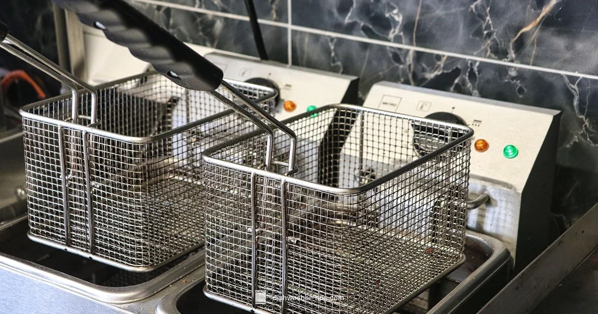 Restaurant Dishwasher Guide - Dishwasher Tips